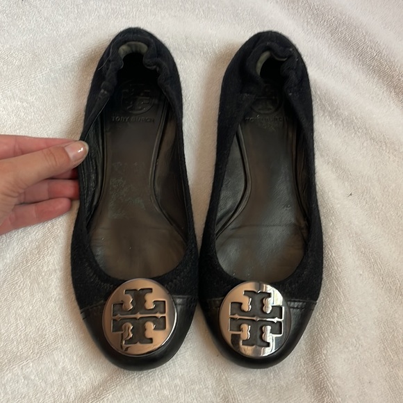 Tory Burch black ballet flats - Picture 8 of 8
